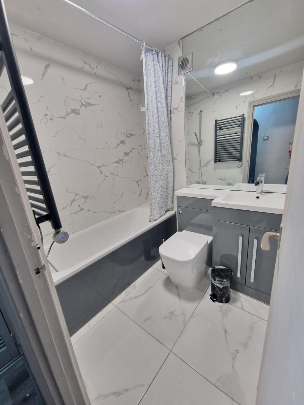 Baker Street Apartments ลอนดอน ภายนอก รูปภาพ