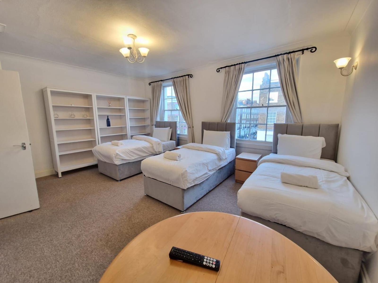 Baker Street Apartments ลอนดอน ภายนอก รูปภาพ