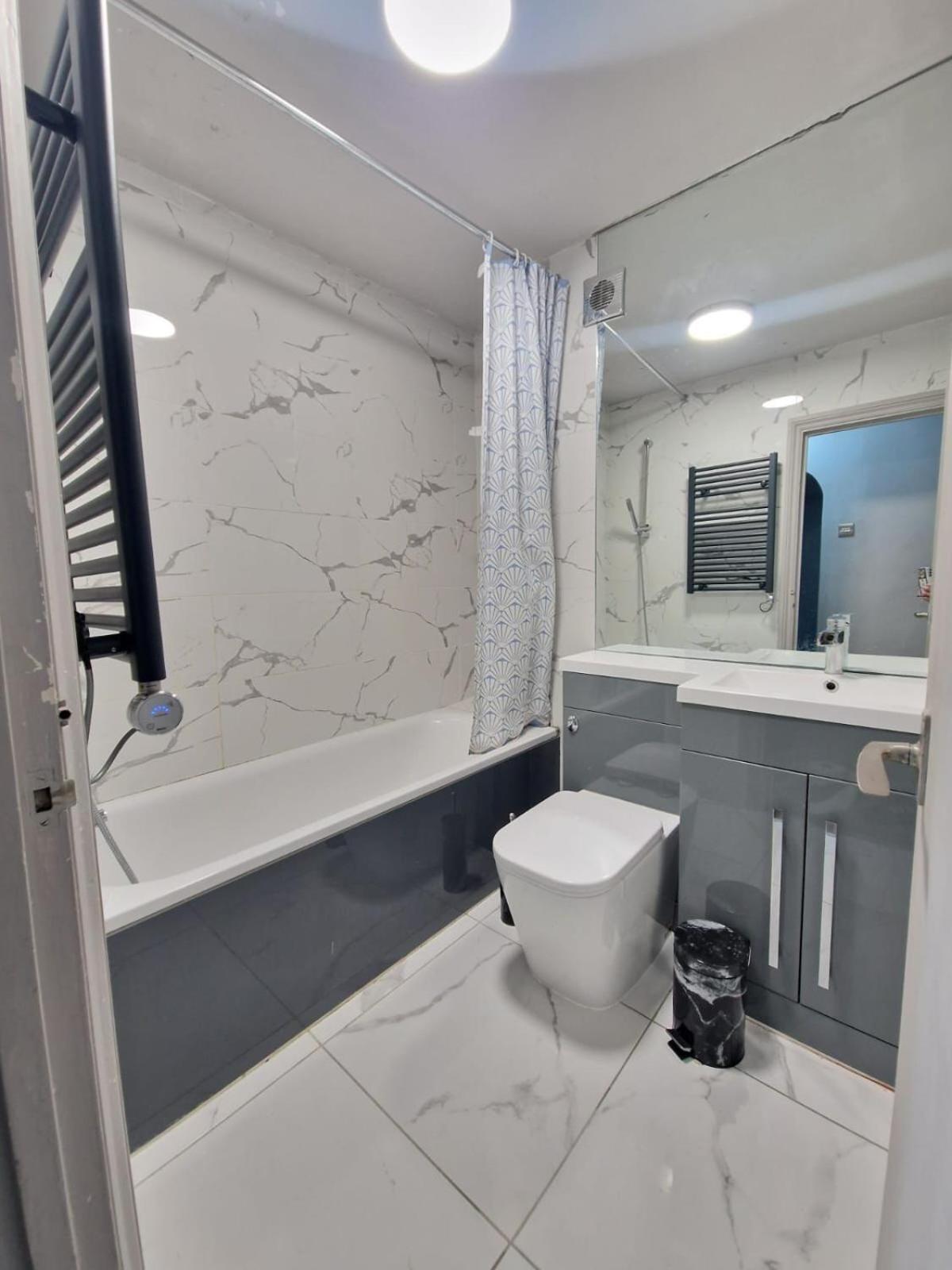 Baker Street Apartments ลอนดอน ภายนอก รูปภาพ